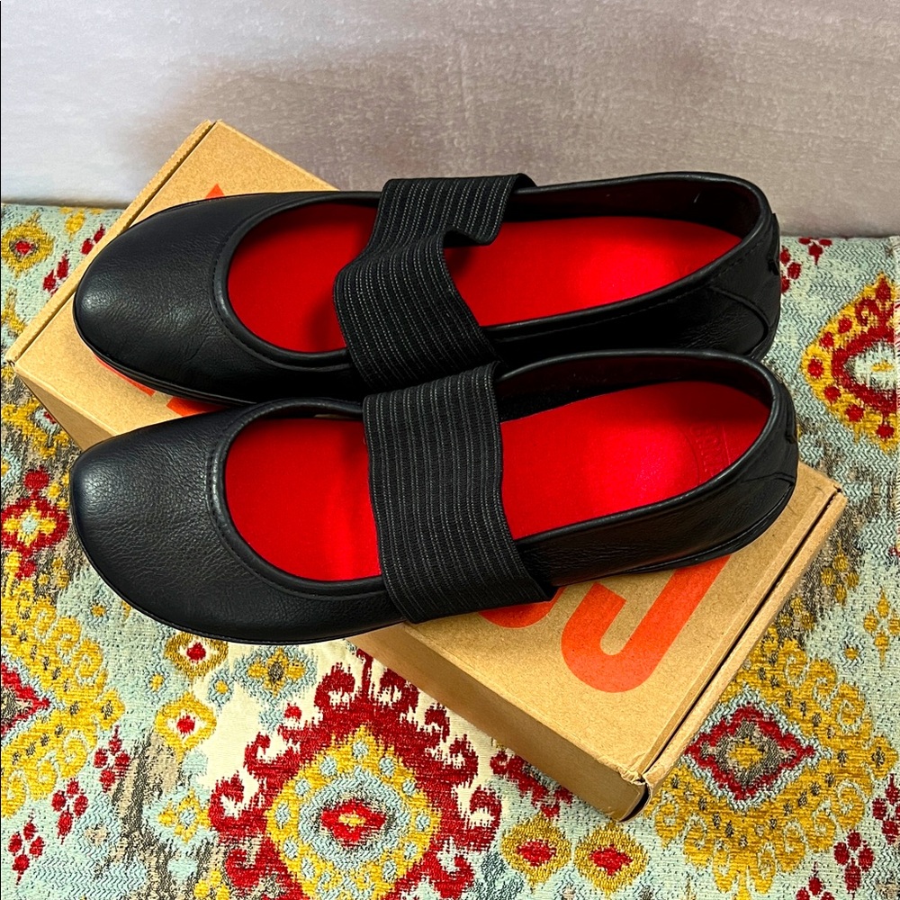 Camper right Nina, 40, US9, Black